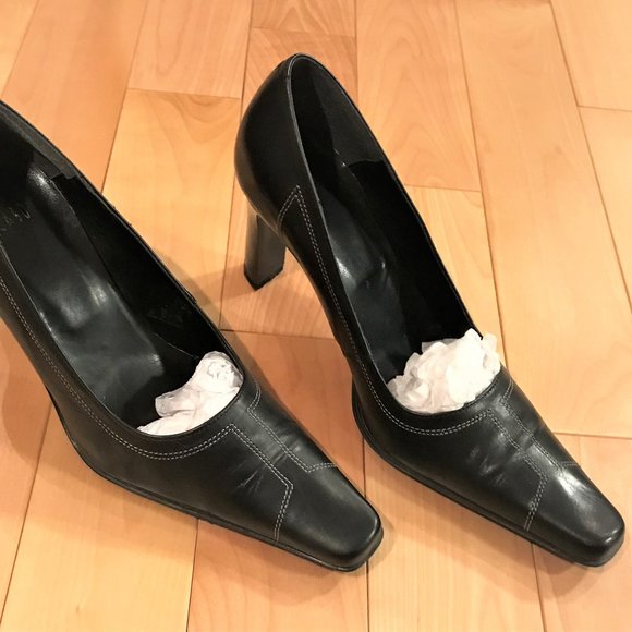 Pegabo 3.5" Black Leather High Heels Made in Italy Size 40 - Picture 3 of 7